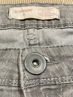 Sz 11 No Boundaries Gray Jeans