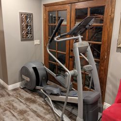 Precor EFX556i