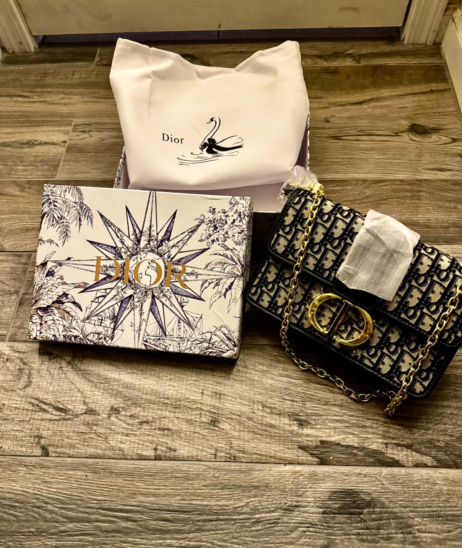 30 Montaigne Chain Bag Blue Dior Oblique Jacquard