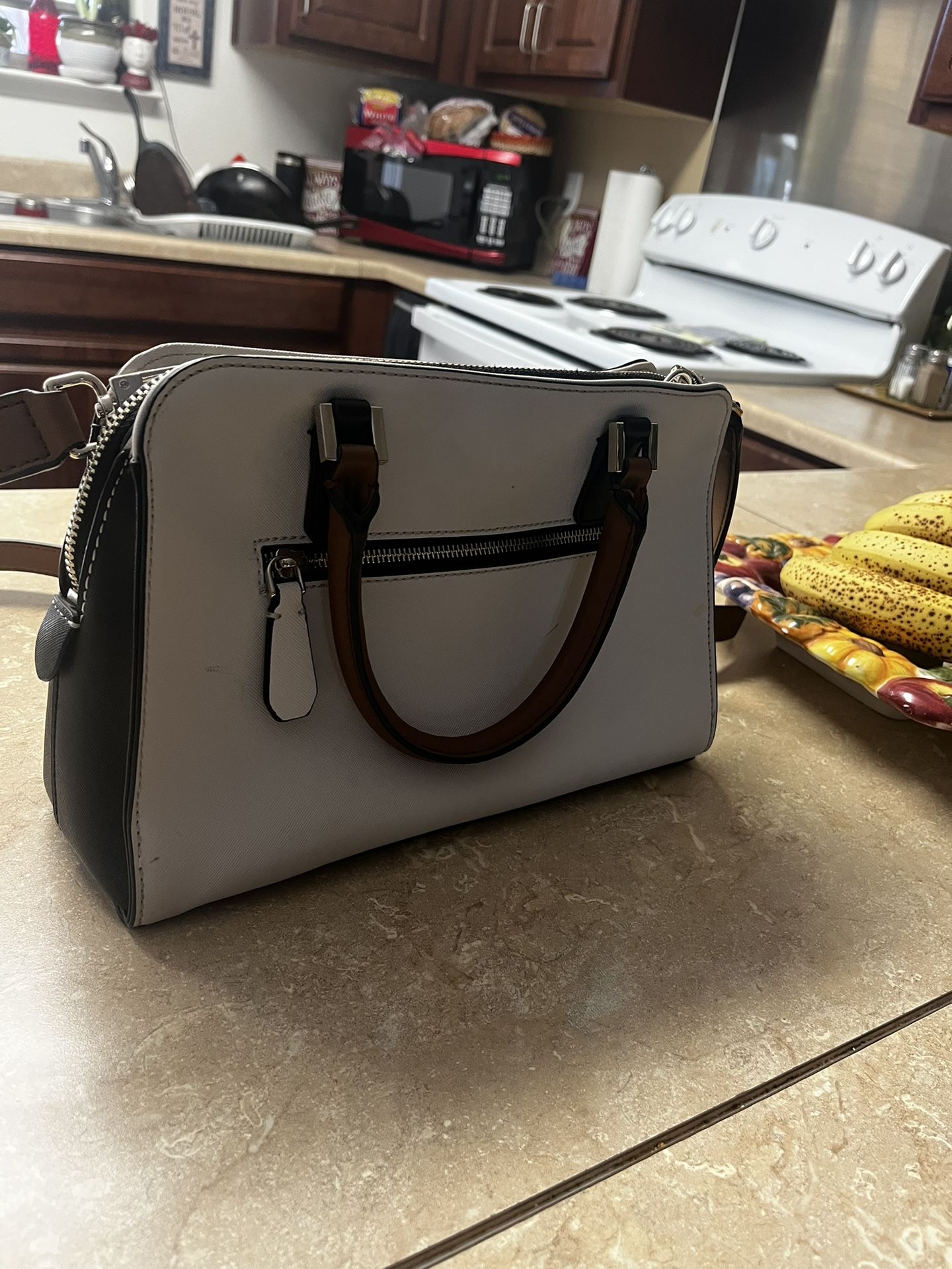 GUESS Purse Make An Offer