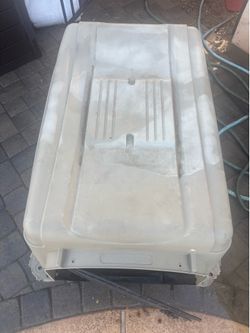 Free plastic large dog kennel