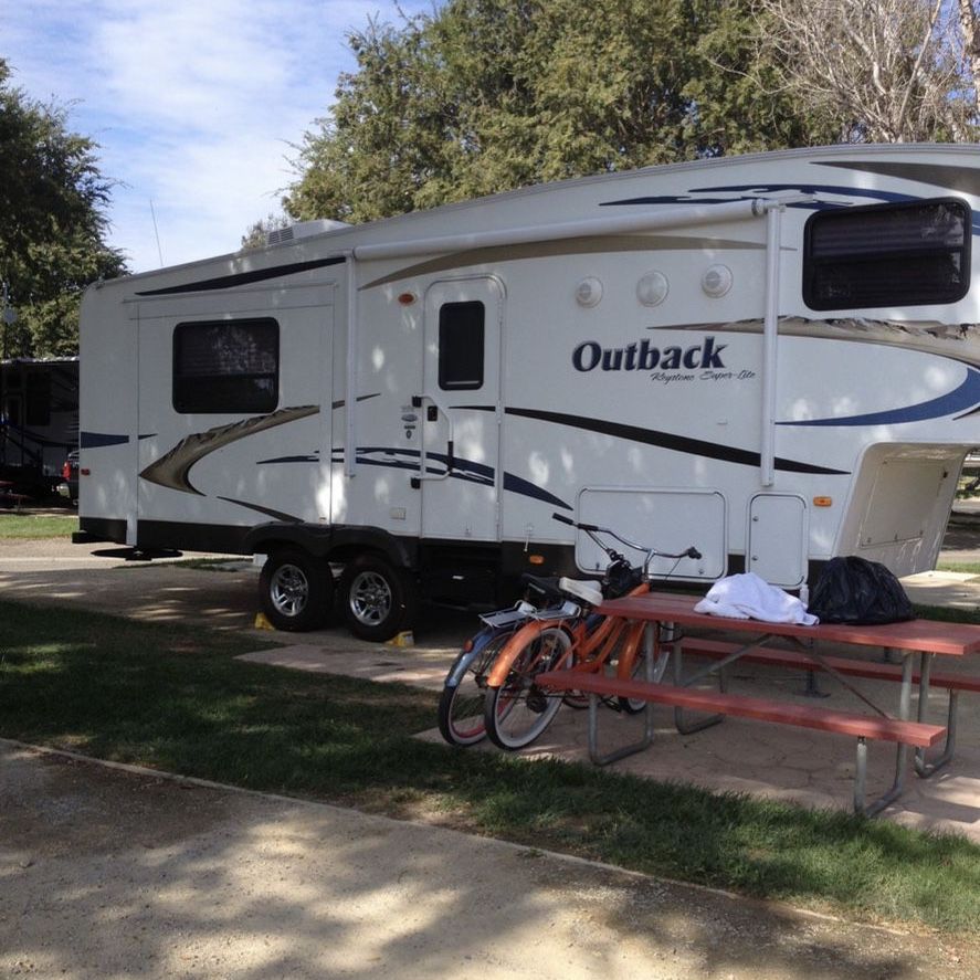 Photo 2011 keystone Outback282fe Ultralite