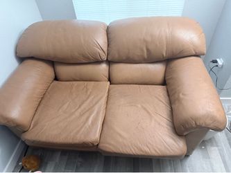 Couch for free just need to come pick it up