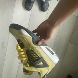 Jordan 4
