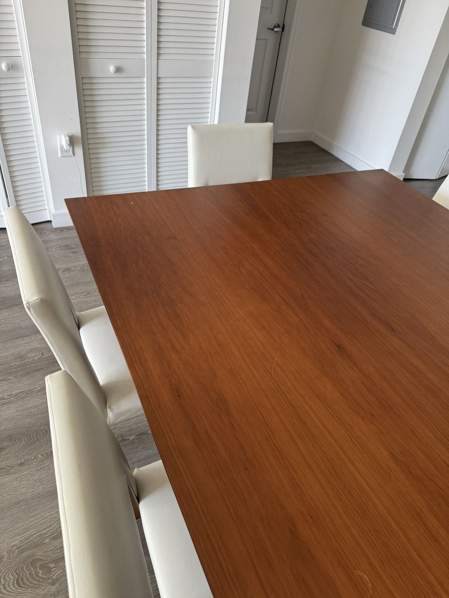 Luxury Dining Table & Chairs by Steven G – Designer Set