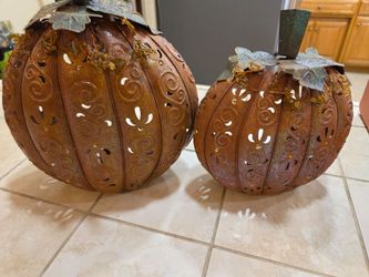 Pumpkins. Metal 2pc