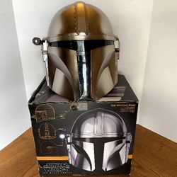 Star Wars Mandalorian The Black Series Electronic Helmet 