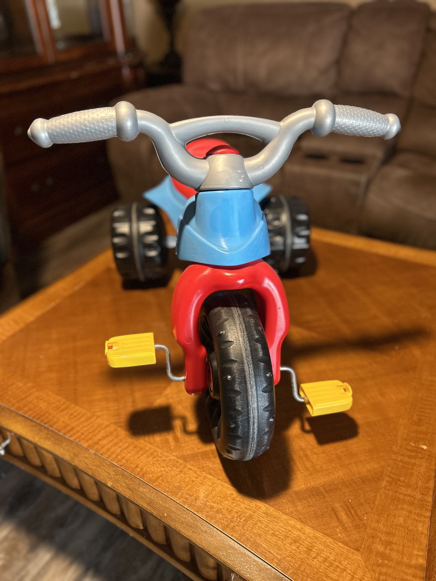 8) Fisher-Price Toddler Tricycle Thomas & Friends Tough Trike, Toy Bike with Handlebar Grips & Storage for Outdoor Play Kids Ages 2+ Years