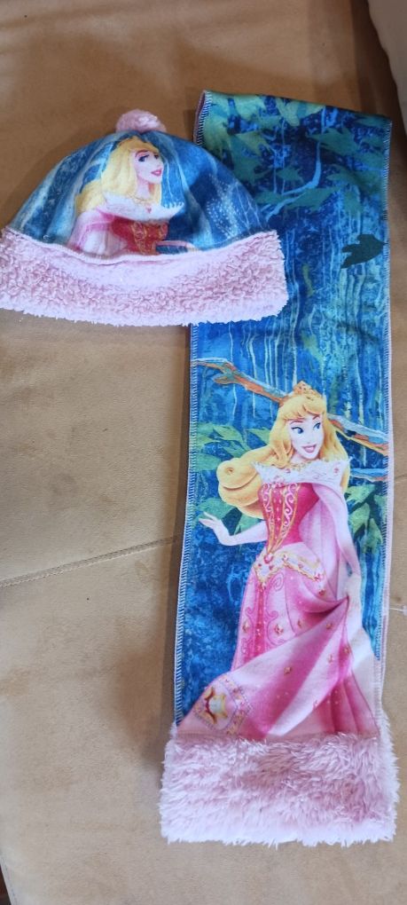 Girls Beanie And Scarf Size 4-7