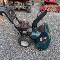 Craftsman 10hp / 29" Clearing Snow Thrower