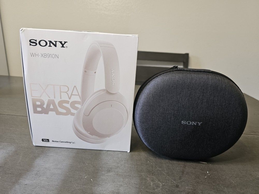 Sony WH-XB910N EXTRA BASS Noise Cancelling Headphones, Wireless Bluetooth Over the Ear Headset with Microphone and Alexa Voice Control, Black