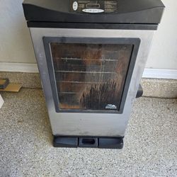 Masterfully Sportsman Elute Electric Smoker