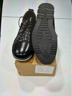 Men’s dress shoes new in box size 11