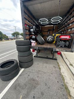 Tire mobile road service