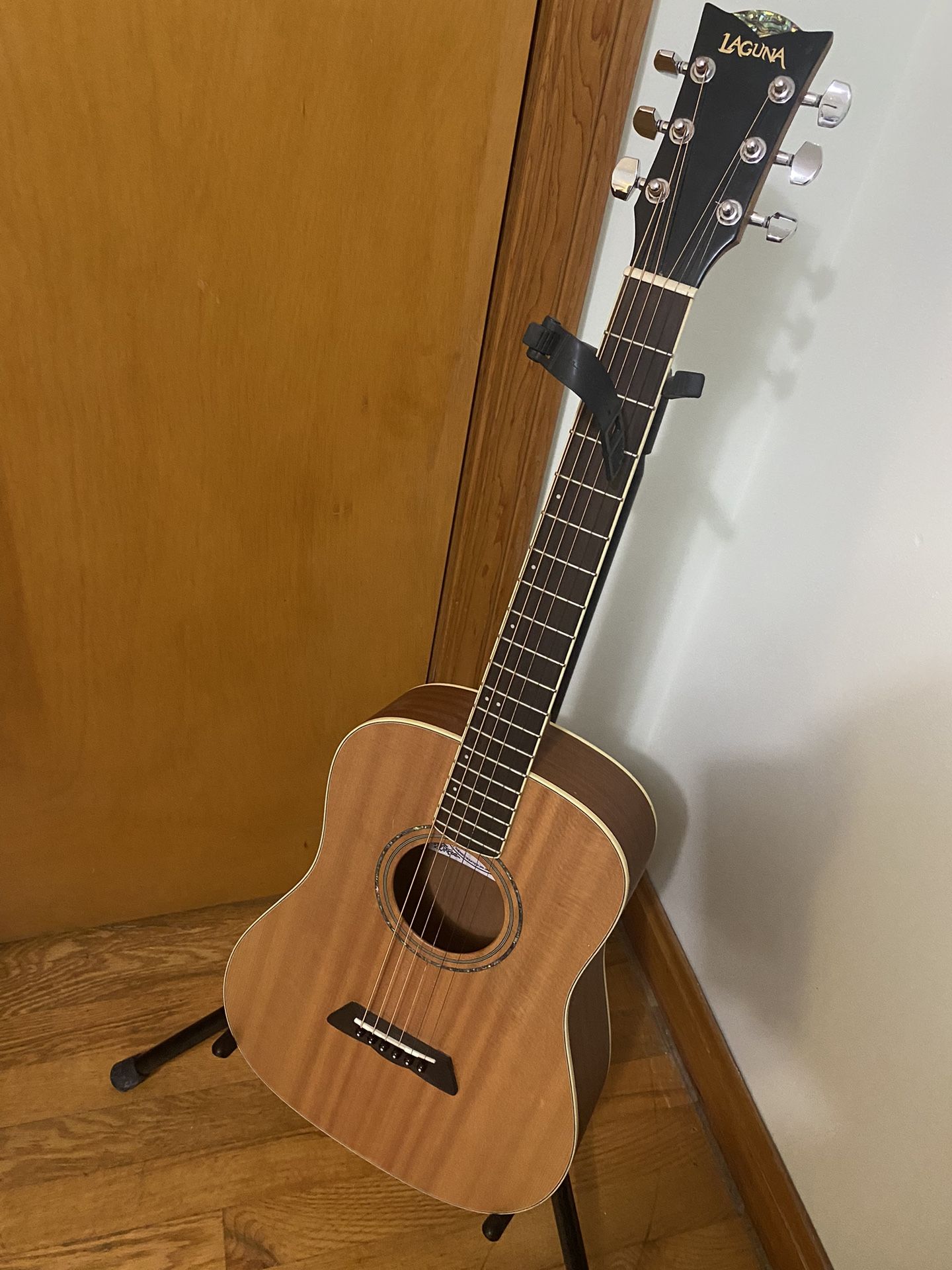 Acoustic Guitar