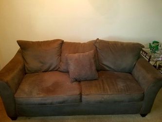 Ovil green looks better in person