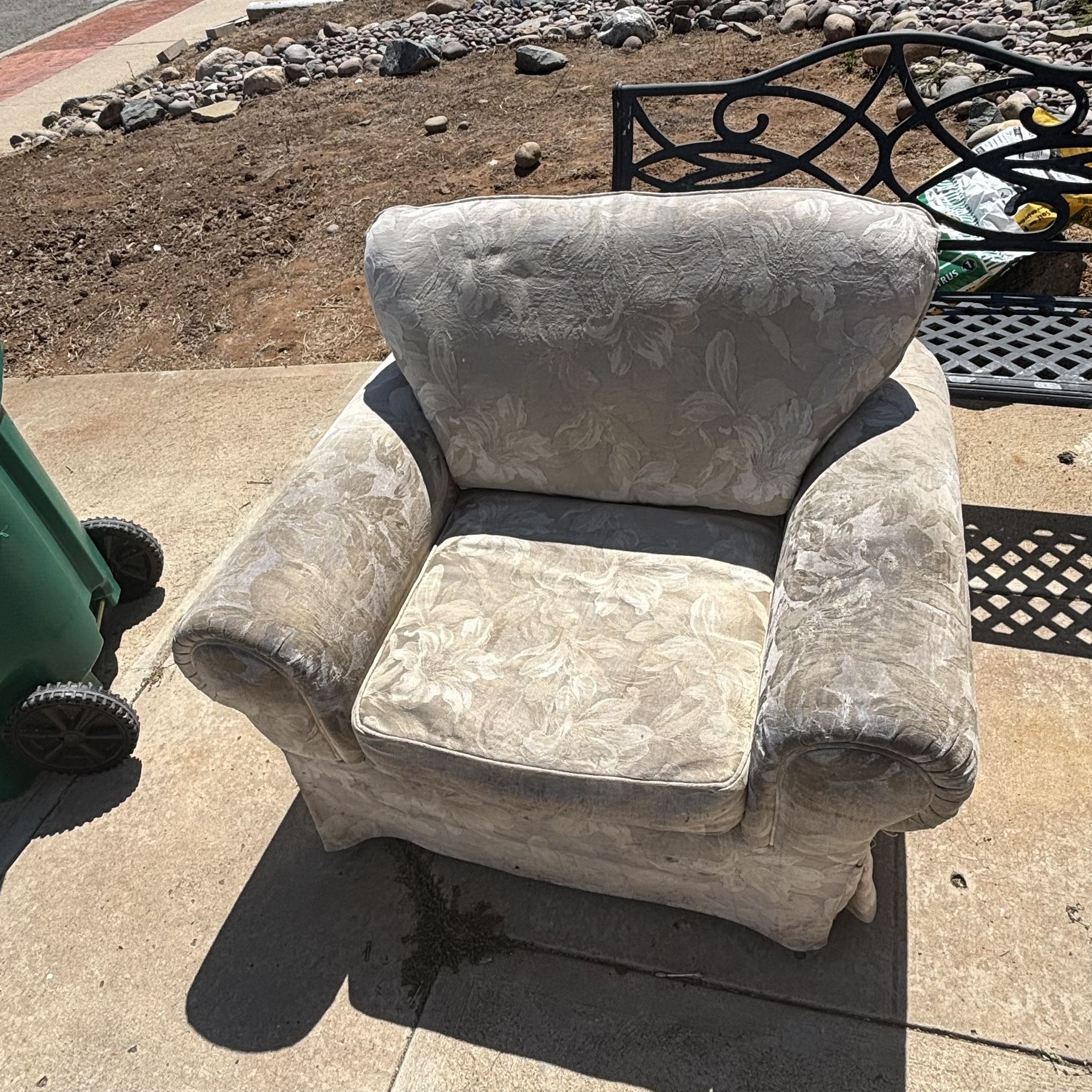 Free Chair Couch