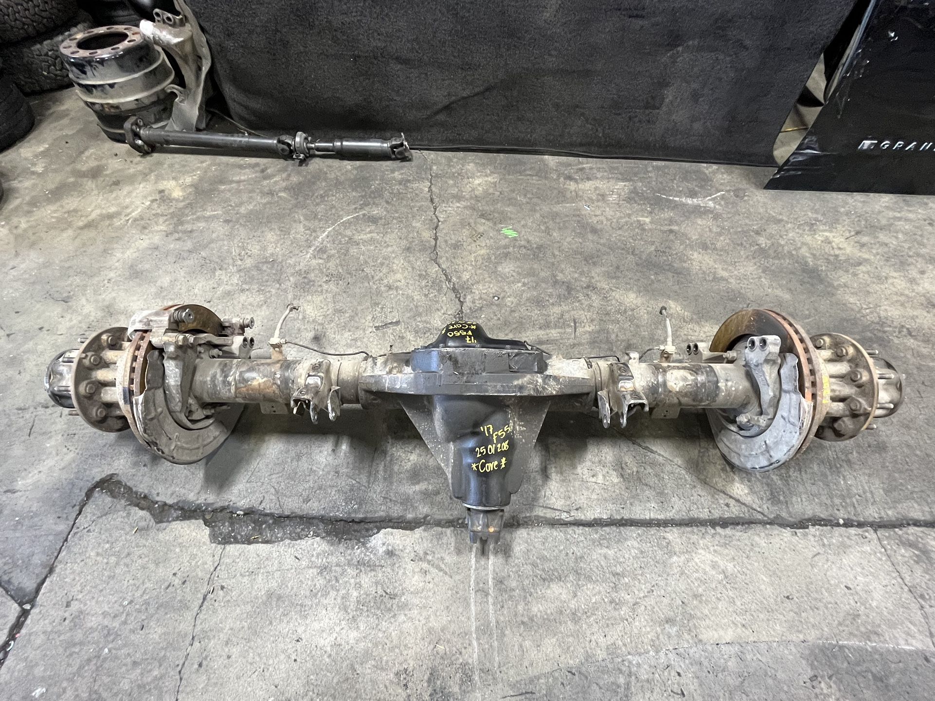 17-23 Ford F450 F550 4.88 Ratio Complete Rear Axle Assembly DRW Dually