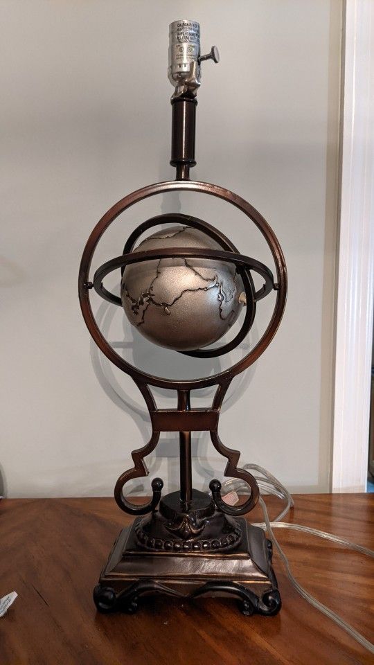 Globe Lamp Stand