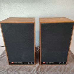 JBL 4311 Bookshelf Speakers