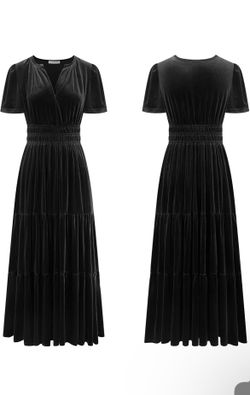 👗 Small Black Velvet Maxi Dress – Ruffle (NWT)