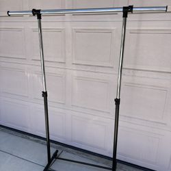 Portable Single-Rod Height Adjustable Clothes Rack