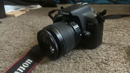 Canon T7 w/18-55mm ef lens