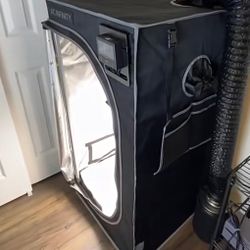 AC infinity 2x2x48 WiFi And Bluetooth Capable Smart Tent bundle