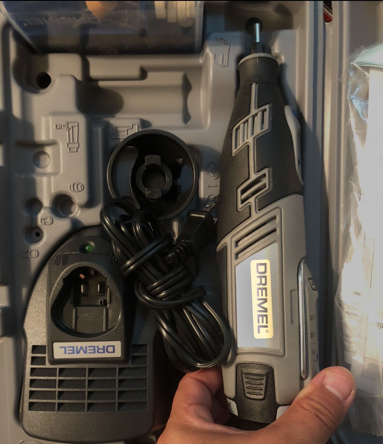 Cordless Dremel Tool With Buffing Kit