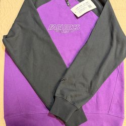 Fabletics Unisex Sweatshirt Fitness Size Large color Black/ Purple New no tags
