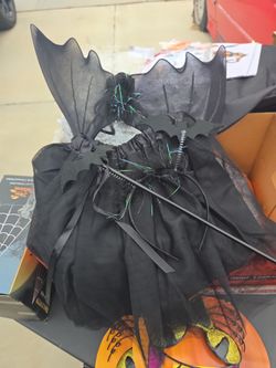 New girls Bat Halloween Costume skirt wings headband  size 4/5