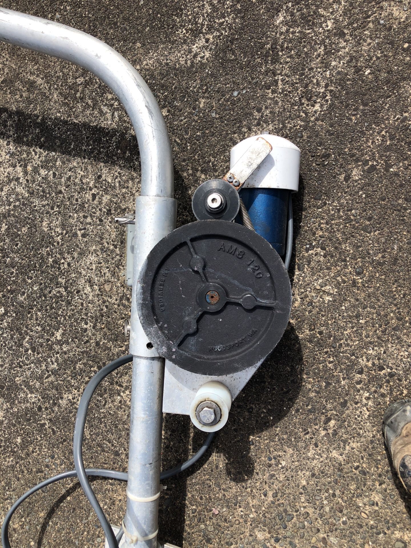 EZPull Crab Pot Puller for Sale in Olympia, WA OfferUp