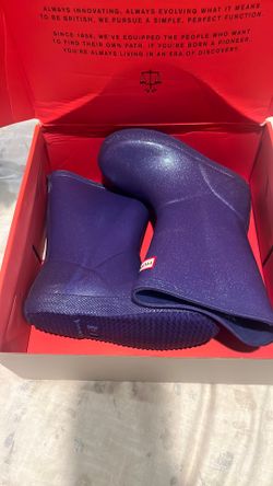 New Girls Hunter Rain boots Size 9