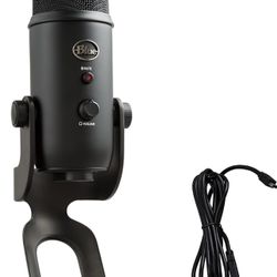 Yeti Mic and a Mic Arm Desk Mount 360 degrees Swivel 
