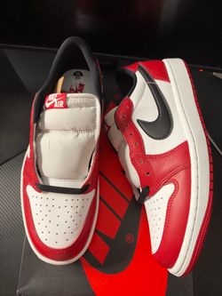 Jordan 1 Low Chicago Size 9.5
