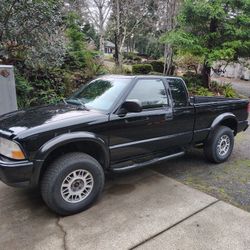 2000 GMC Sonoma SLS Automatic 4wd V6 