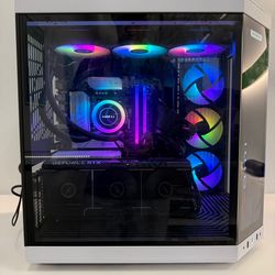 HYTE Custom PC Ryzen 7 9800X3D 32GB RAM 2TB SSD ASUS GeForce RTX 5070 Ti