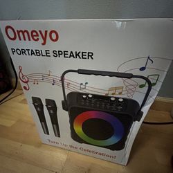 Omeyo Portable Kareoke Speaker