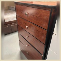 5 Drawer Dresser 