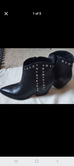 Black Studded Western Ankle Boots size 6.5