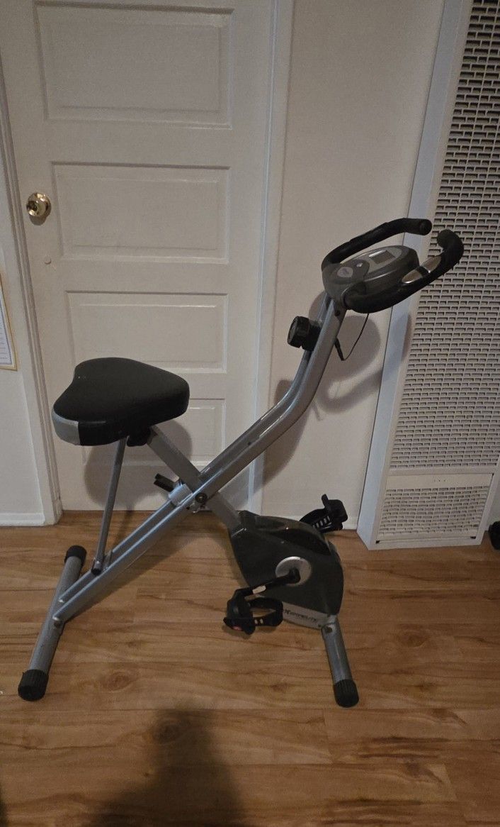 Exerpeutic Folding Exercise Bike – Works Great!