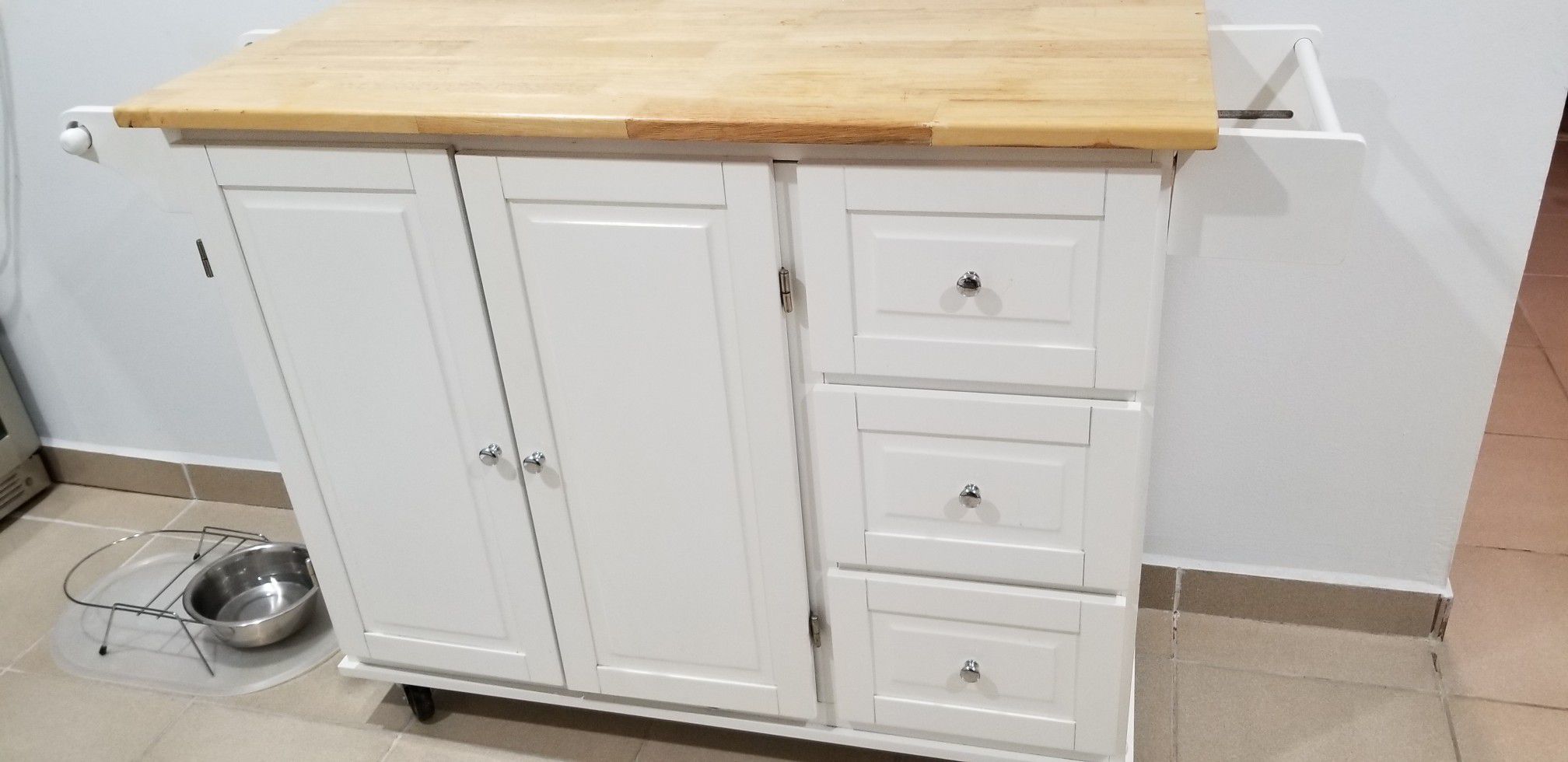 Kitchen cabinet/table