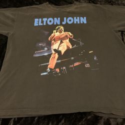 Mens XL Vintage 1997 Elton John Tour Band Tshirt