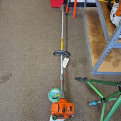 Husqvarna 123L Straight Shaft Weedwacker