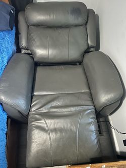 Ashley, nearly new leather set