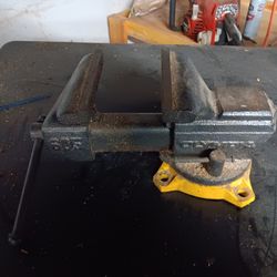 Bench Vise