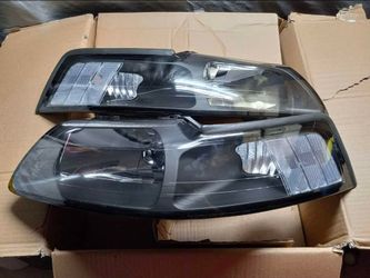 99-04 Ford Mustang Headlights Faros Calaveras Micas Luces Lamps