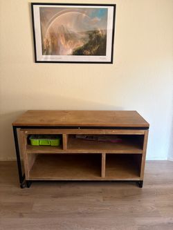 Folding desk