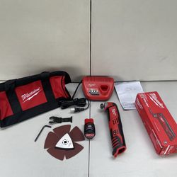 Milwaukee  Multitool M12 Multi-Tool With Battery 2.0 And Charger+bag