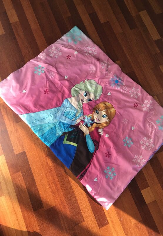 Elsa Blanket and Sheet Set